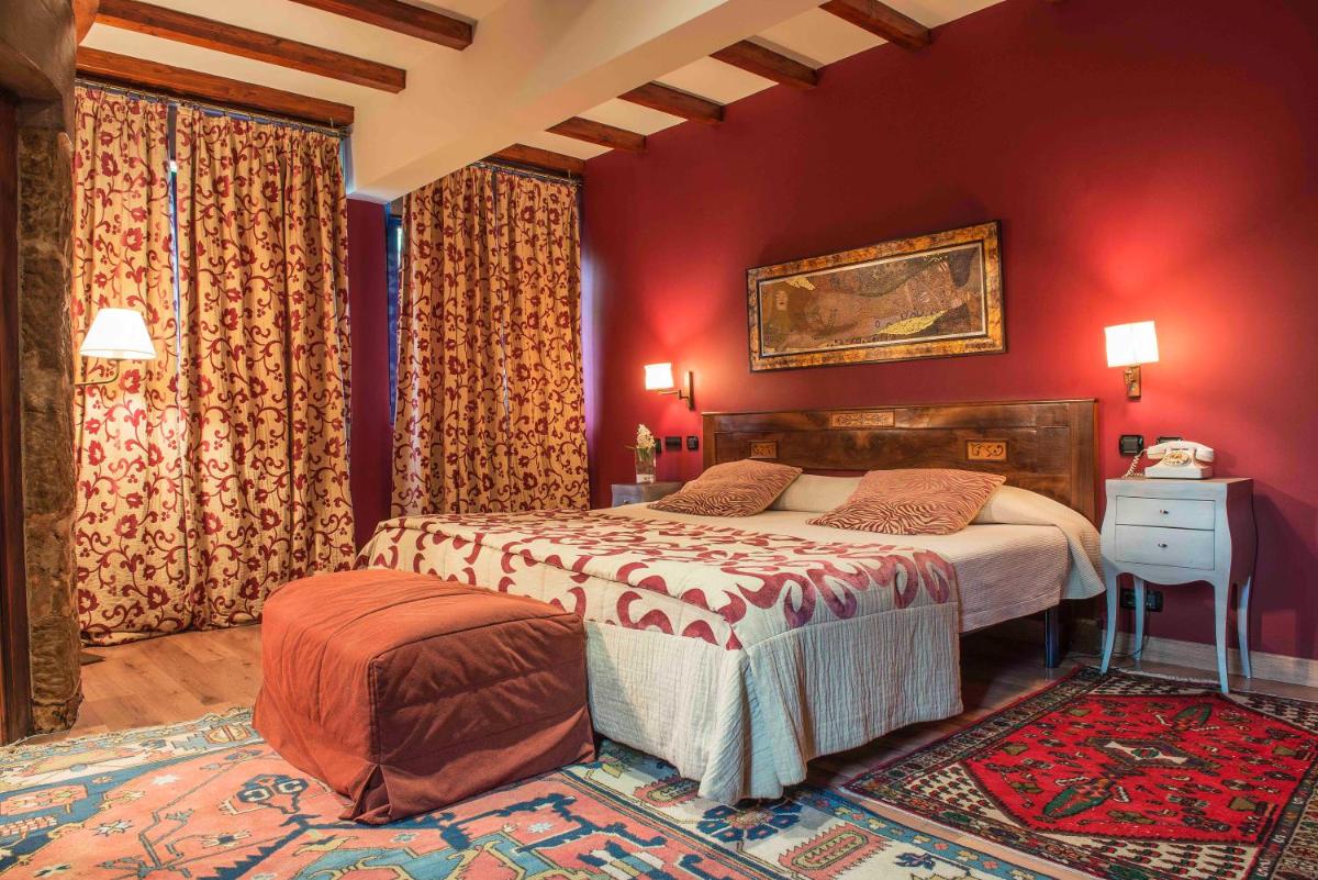 Hotel Castillo El Collado