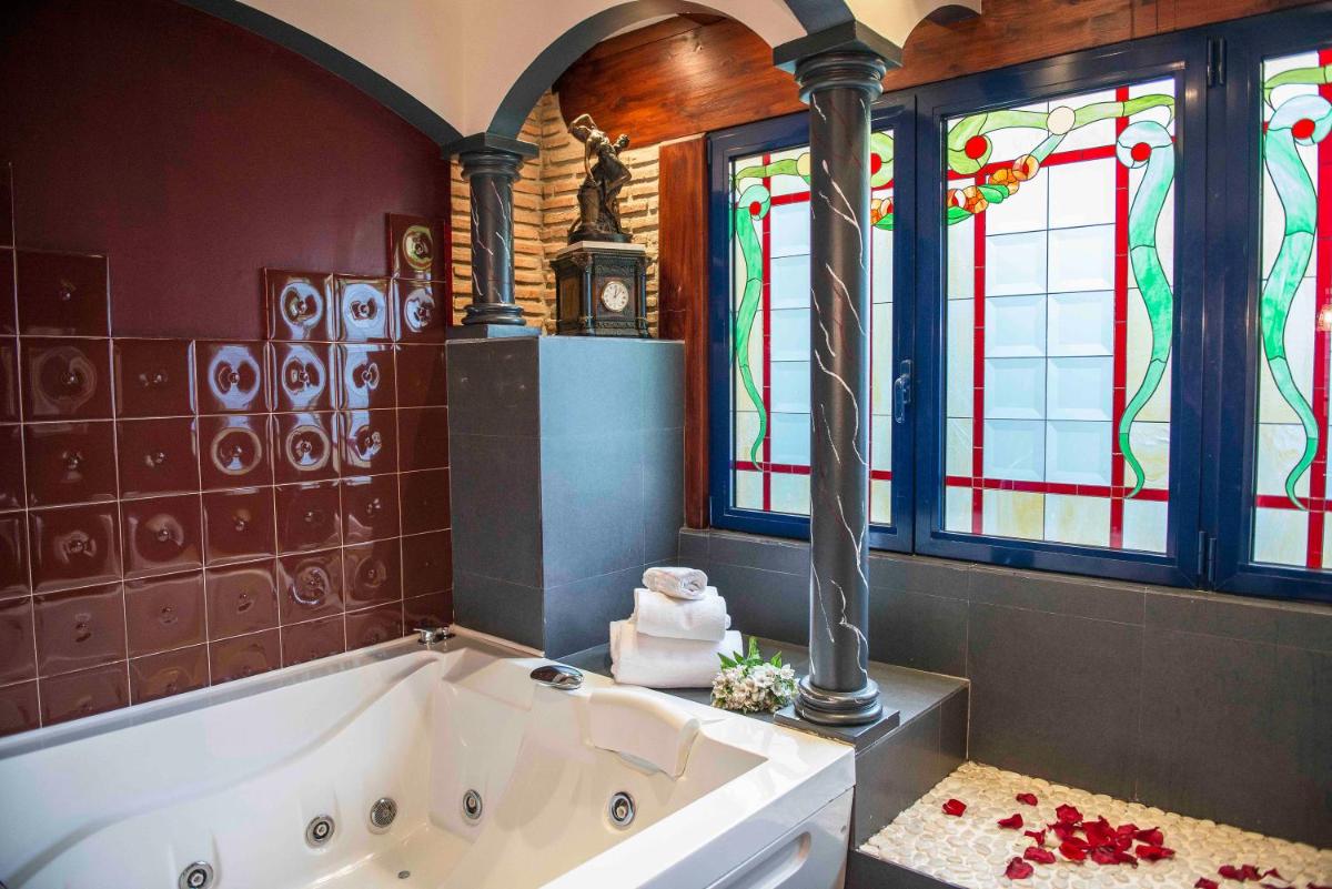 Hotel Castillo El Collado