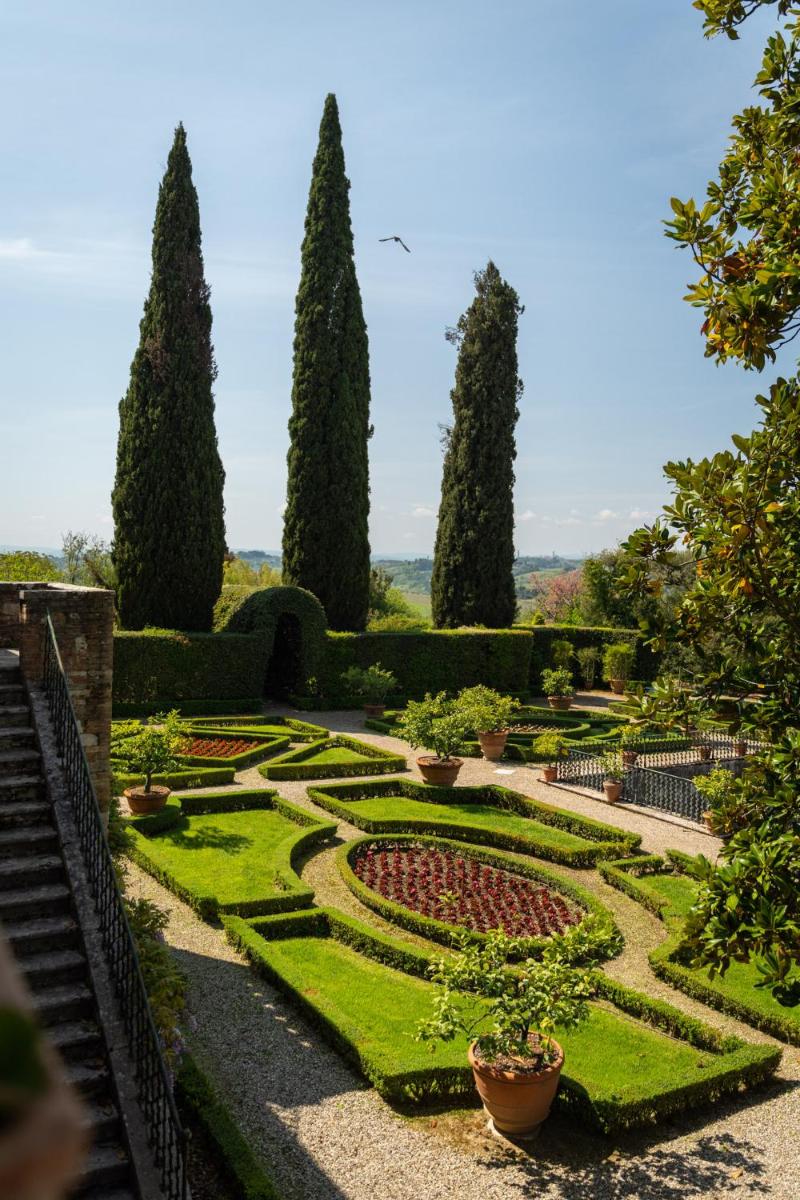 Certosa di Pontignano Residenza d'Epoca - Place of Charme
