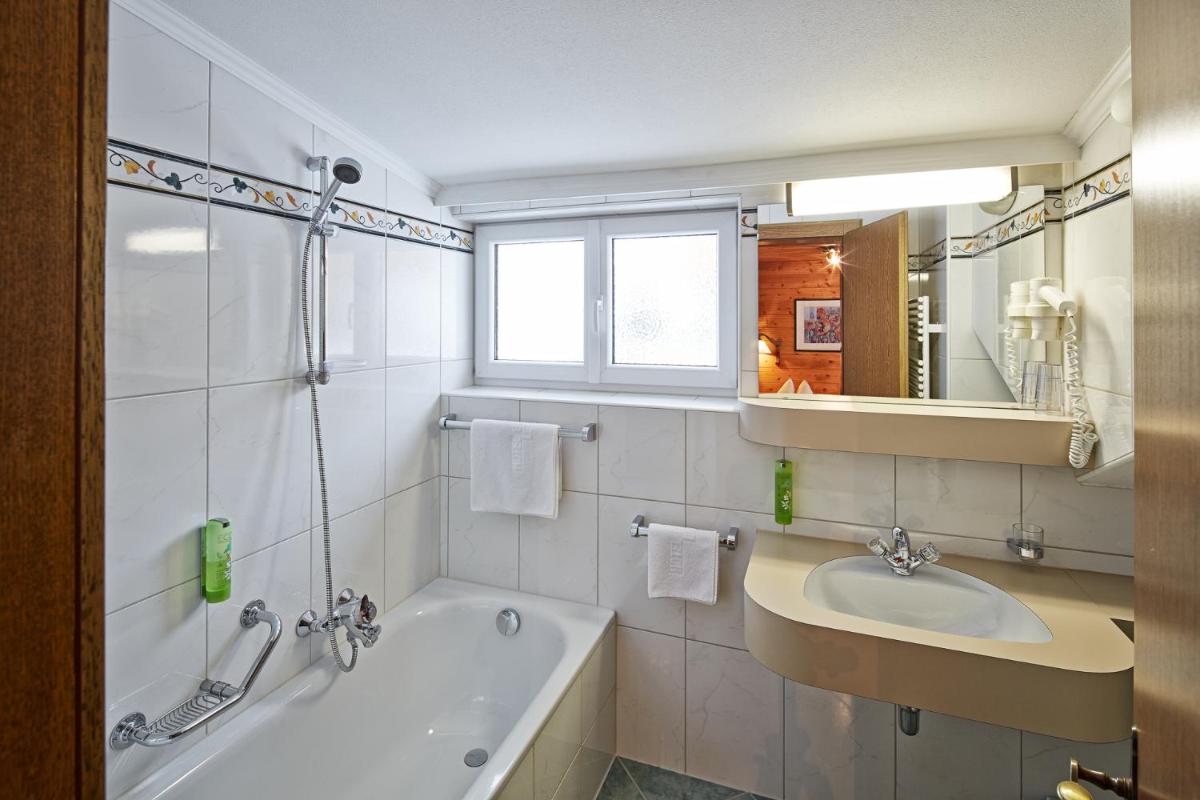 Hotel & Chalet Bellevue