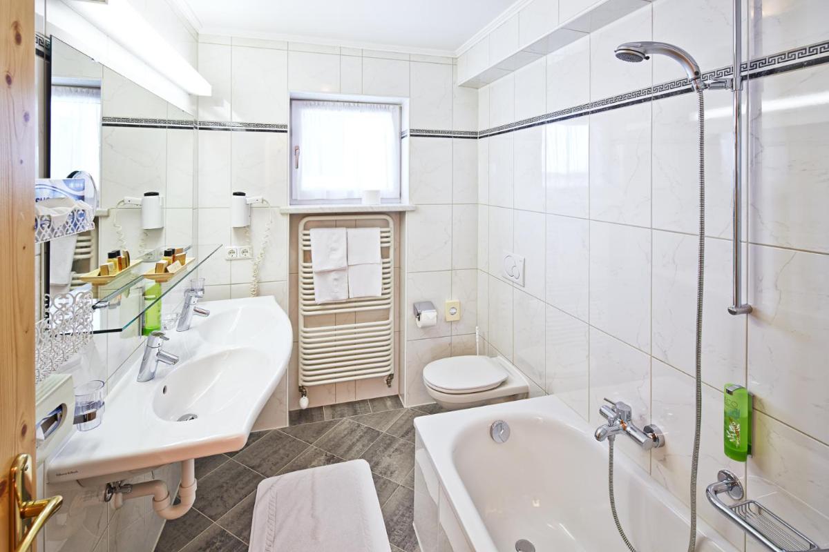 Hotel & Chalet Bellevue