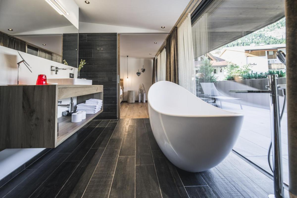 Hotel Chalet S - Dolomites Design - adults recommended