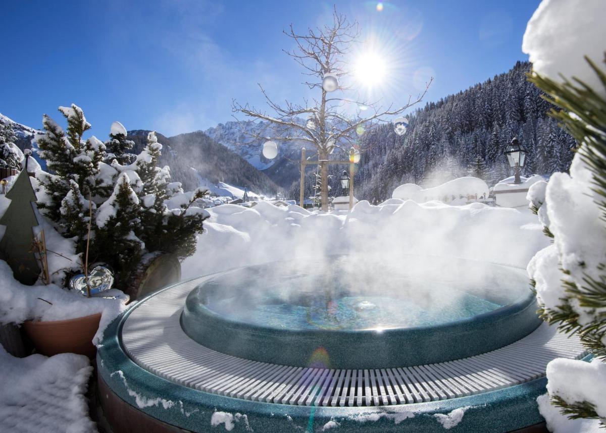 Hotel Chalet S - Dolomites Design - adults recommended