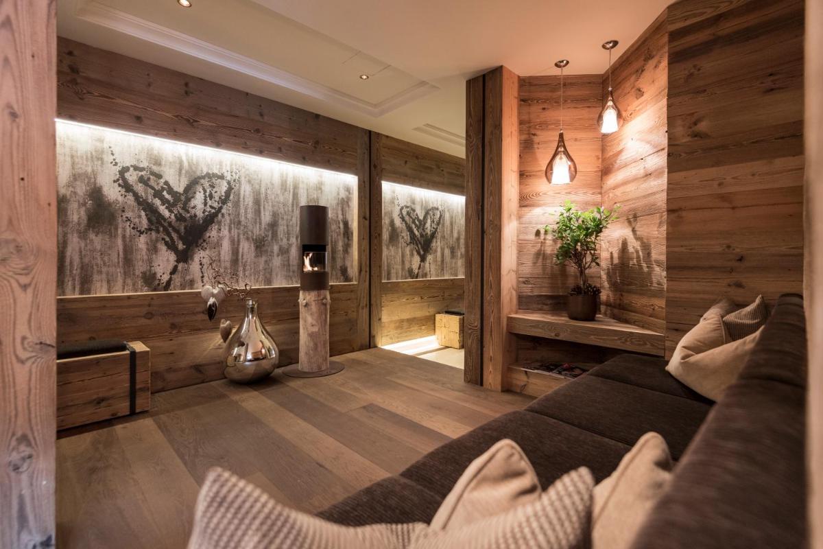 Hotel Chalet S - Dolomites Design - adults recommended