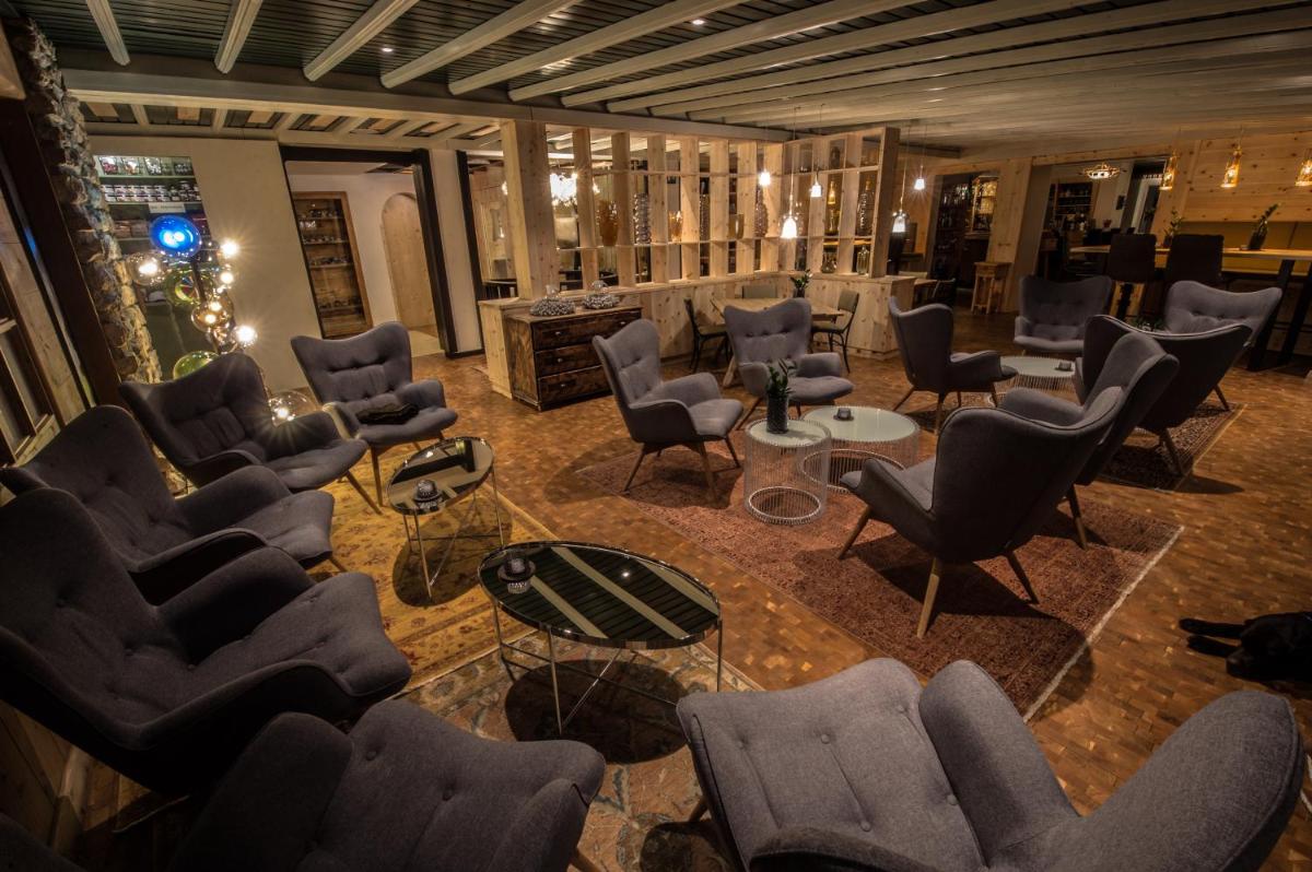 Hotel Ciasa Salares