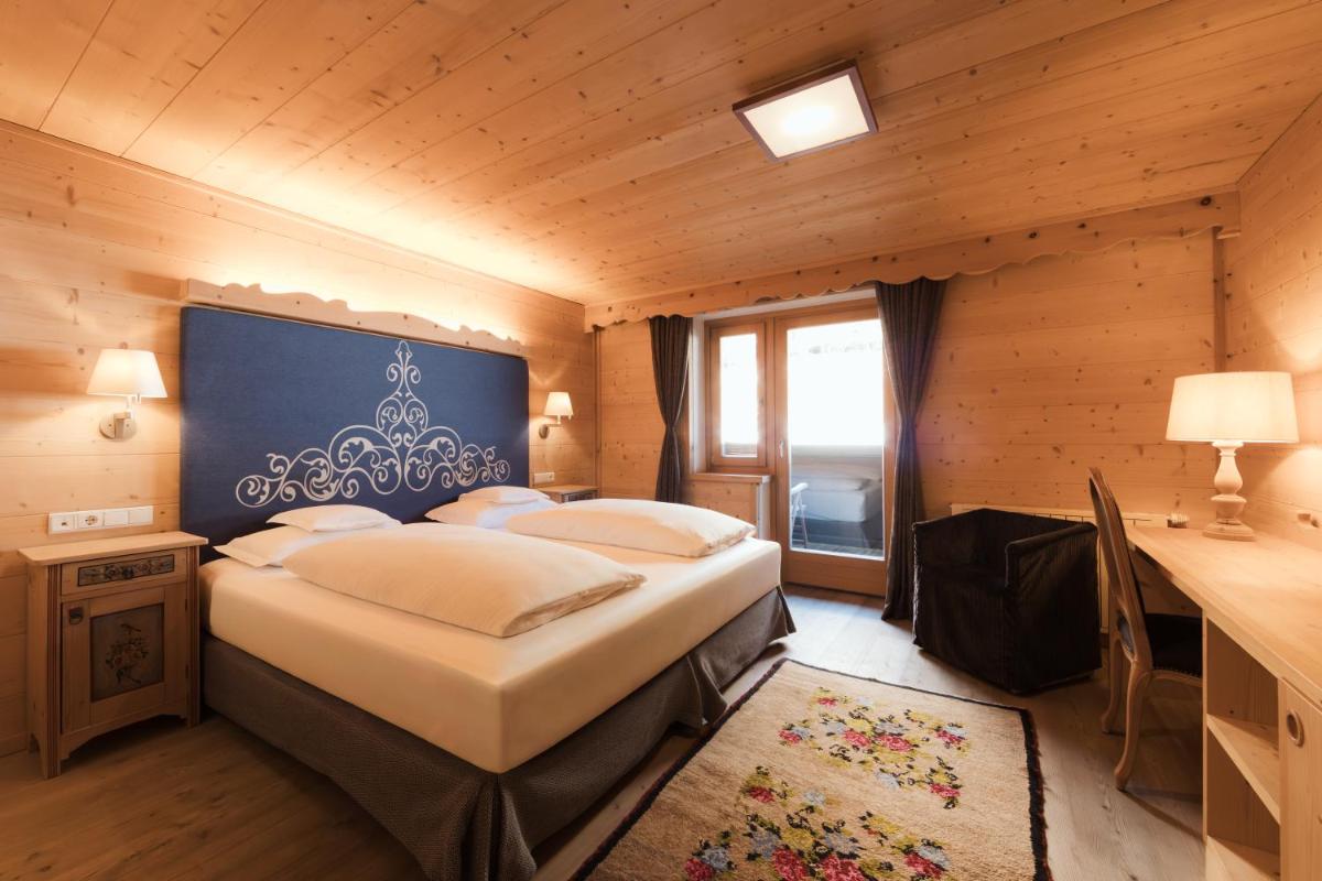 Hotel Ciasa Salares