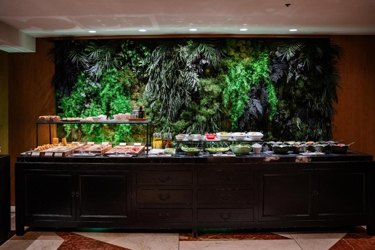 Claris Hotel & Spa GL, a Small Luxury Hotel of the World