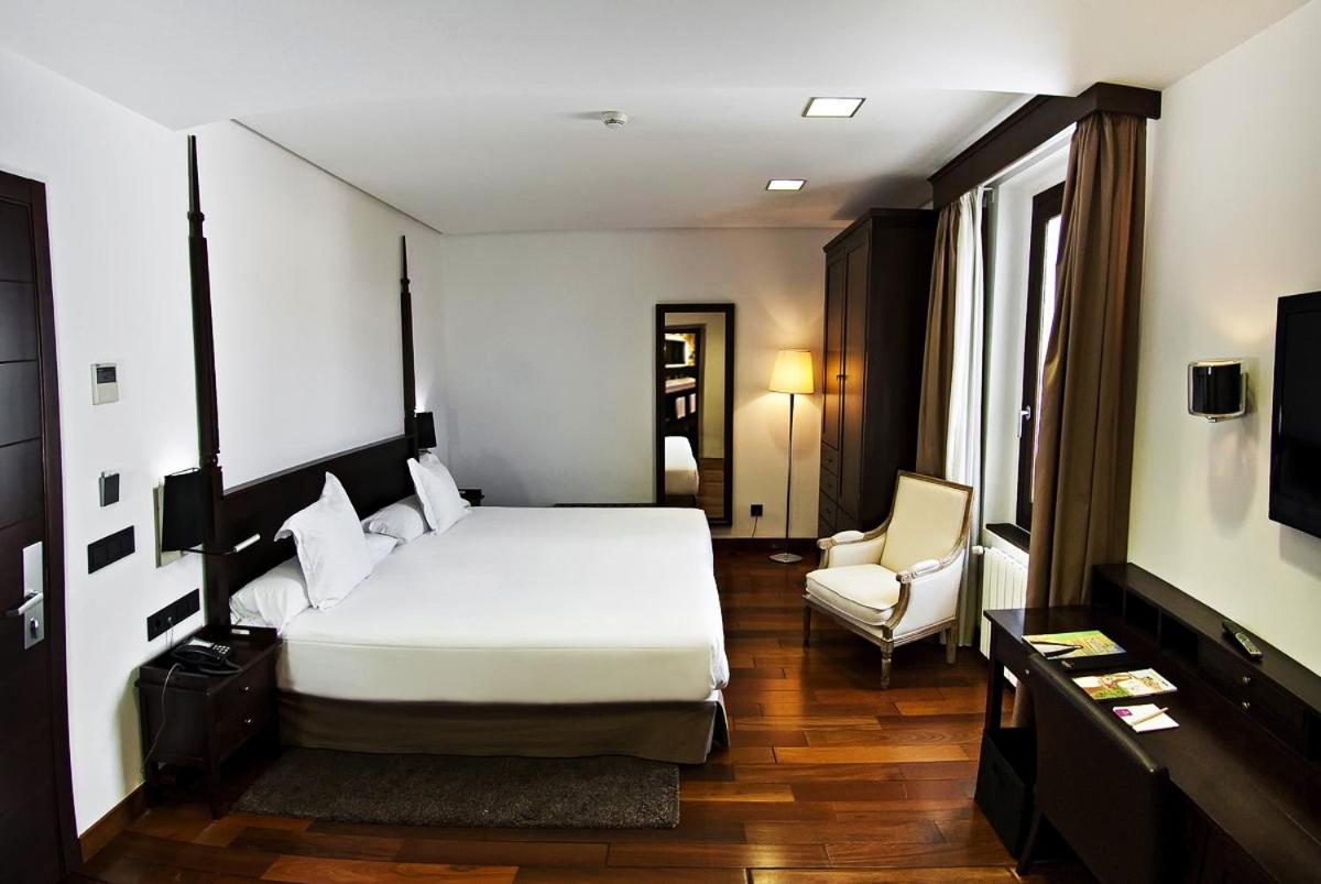 Hotel Convento Aracena & SPA