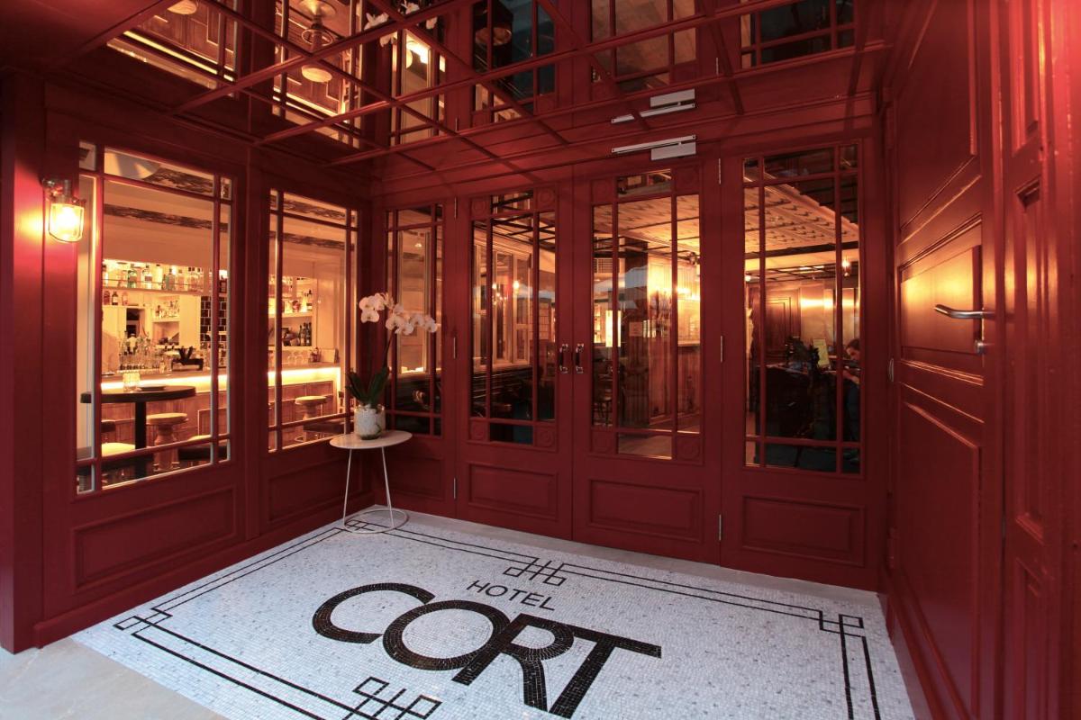 Hotel Cort