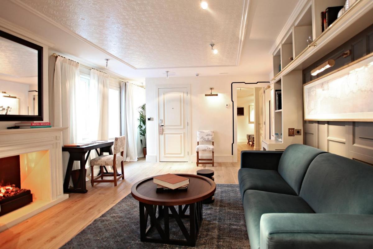 Hotel Cort
