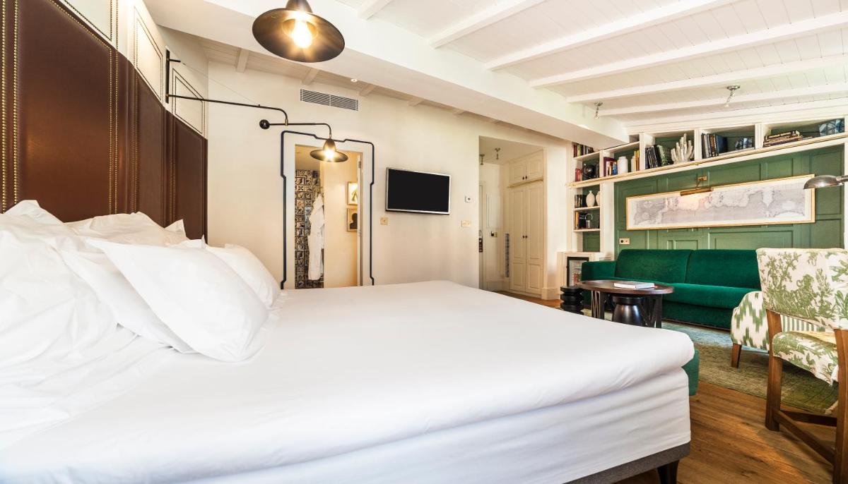 Hotel Cort