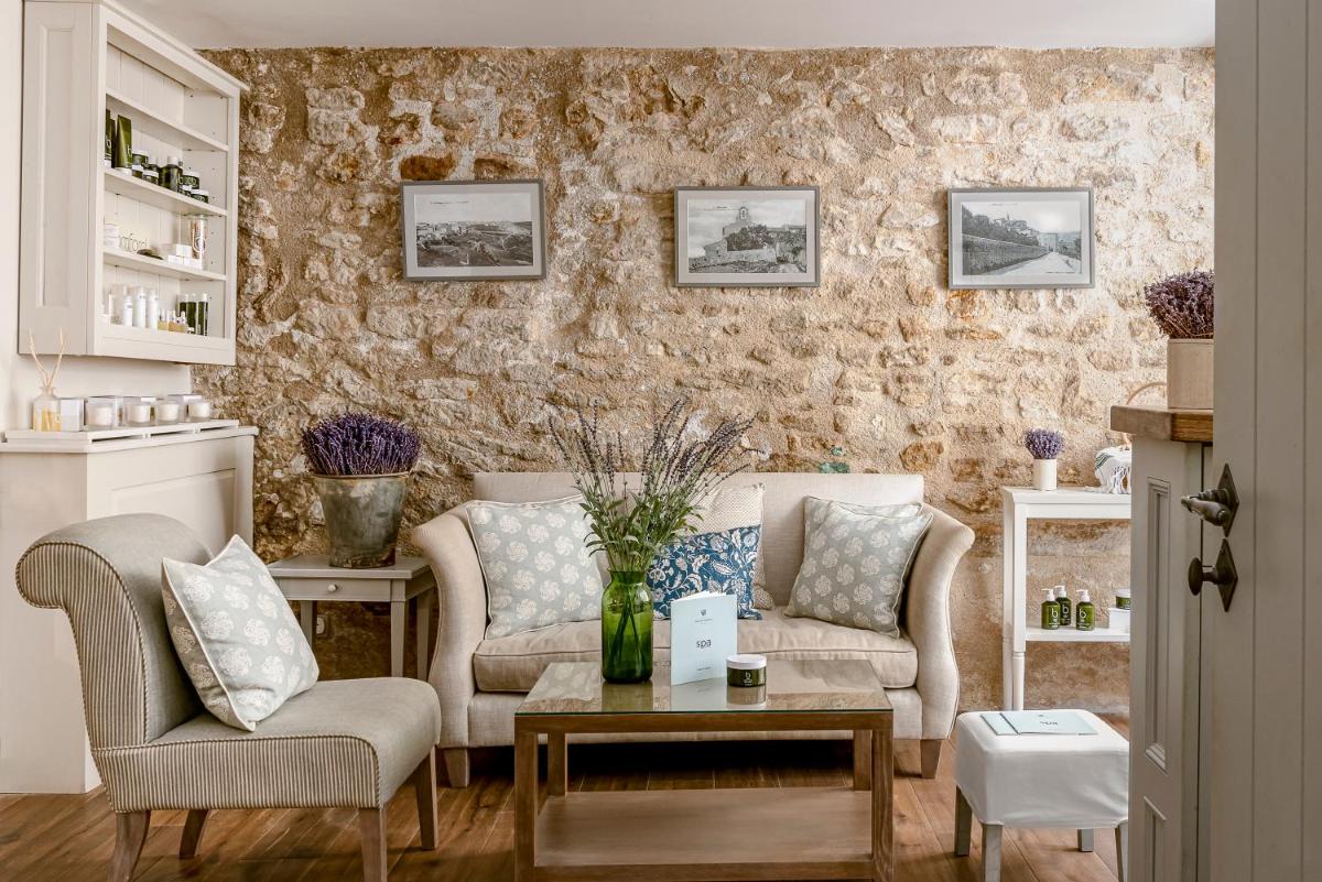 Hotel Crillon le Brave