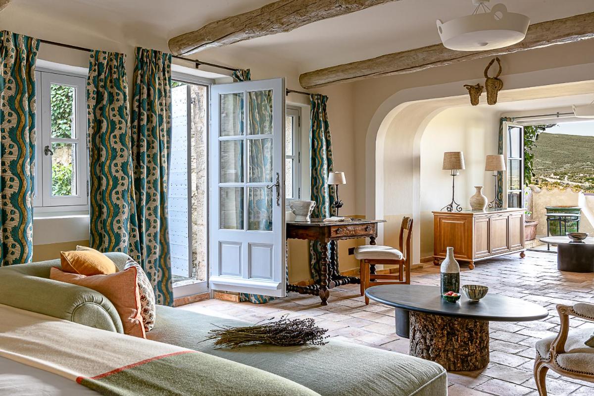 Hotel Crillon le Brave