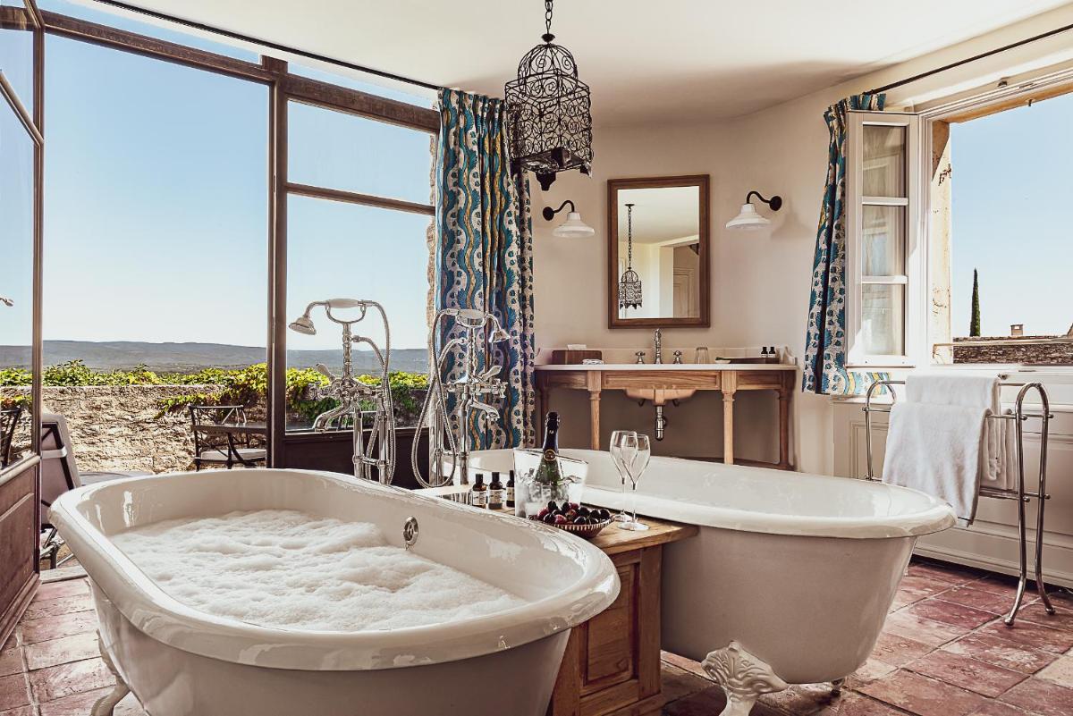 Hotel Crillon le Brave