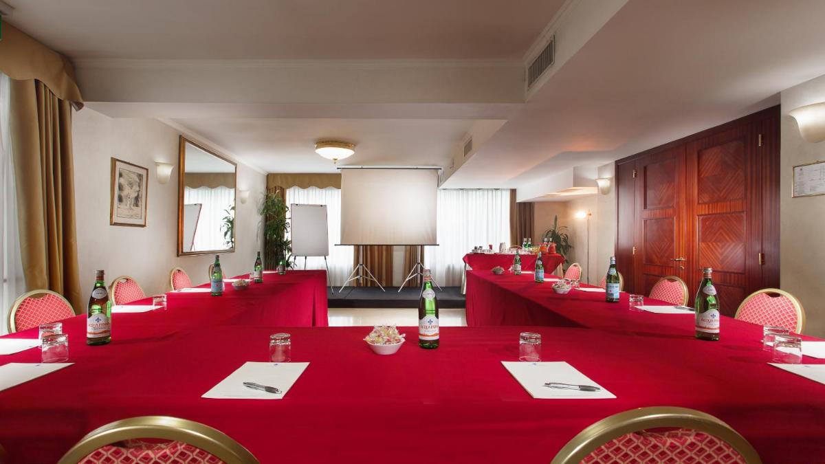 Hotel De Londres