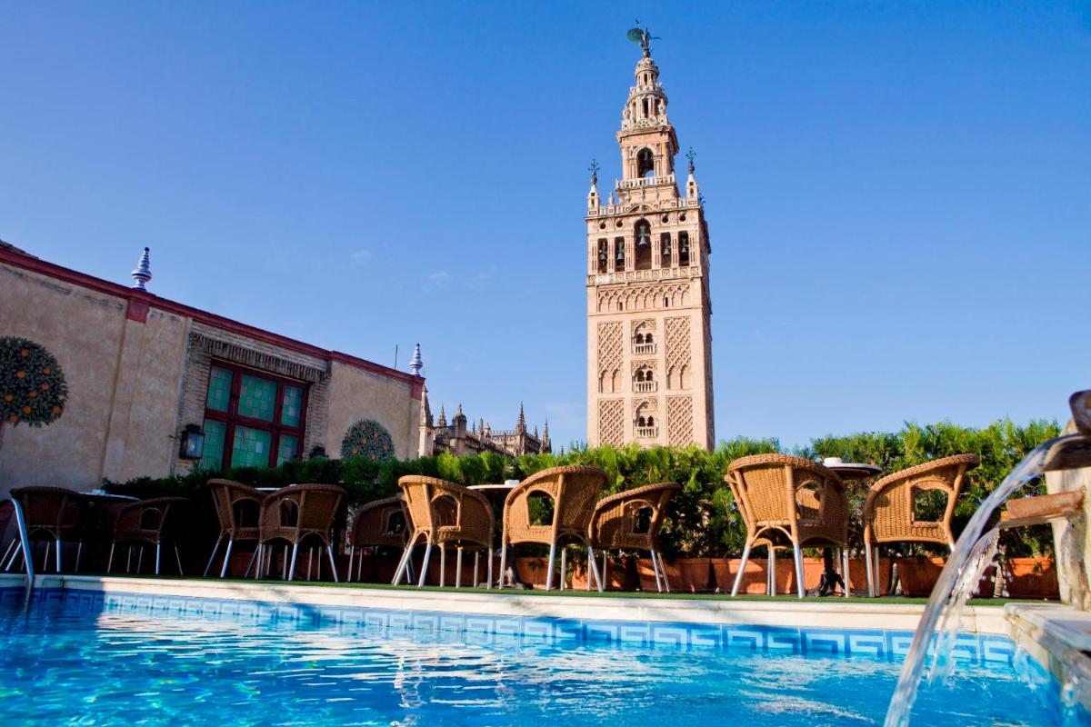 Hotel Doña María