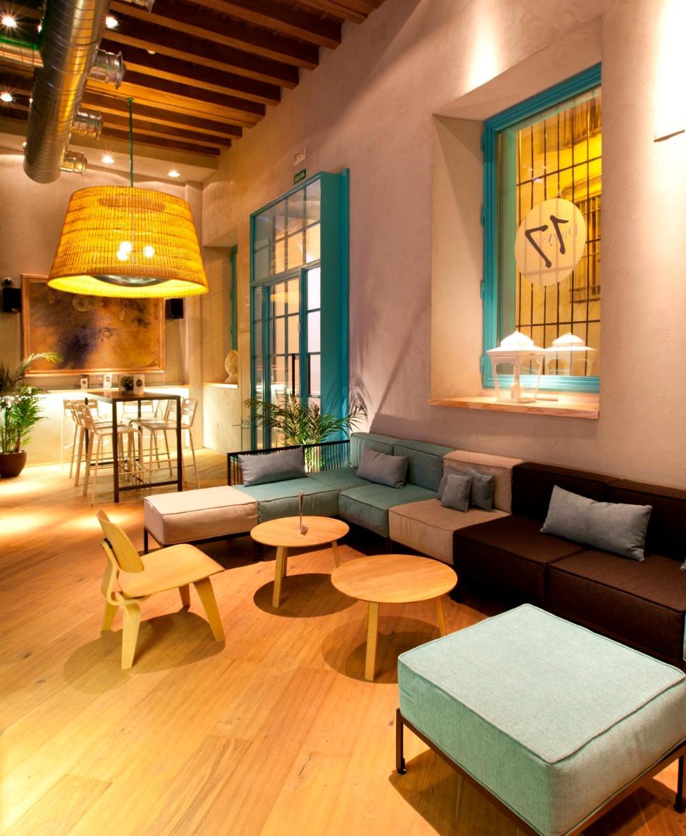 Hotel Doña María