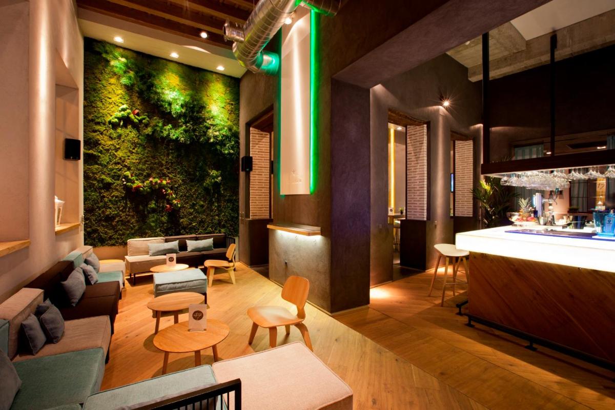 Hotel Doña María