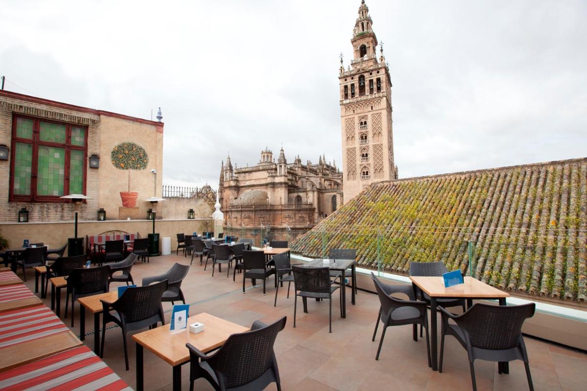 Hotel Doña María