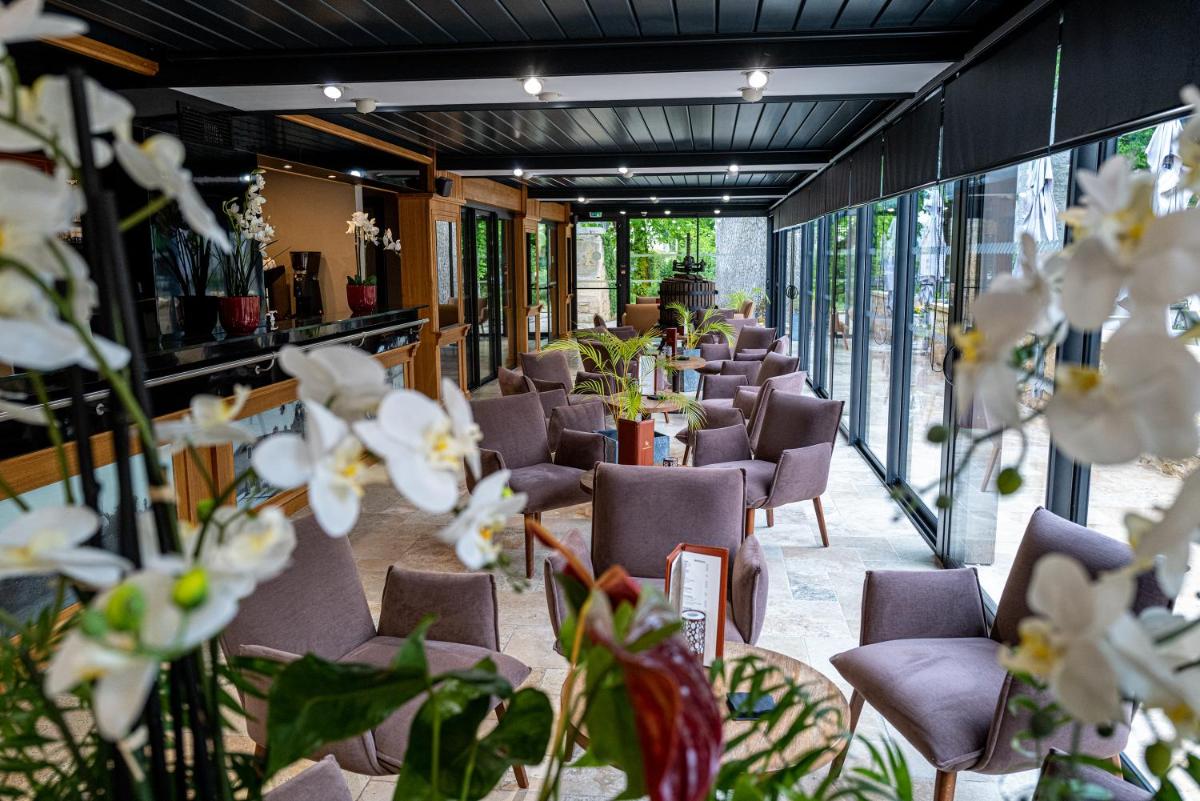 Domaine de Monrecour - Hôtel & Restaurant - Proche de Sarlat