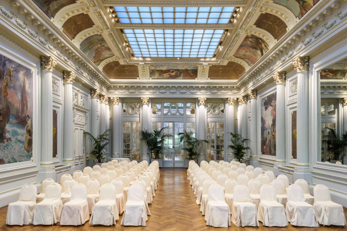 Hôtel du Palais Biarritz, in The Unbound Collection by Hyatt