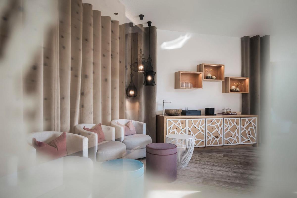 Hotel Fanes