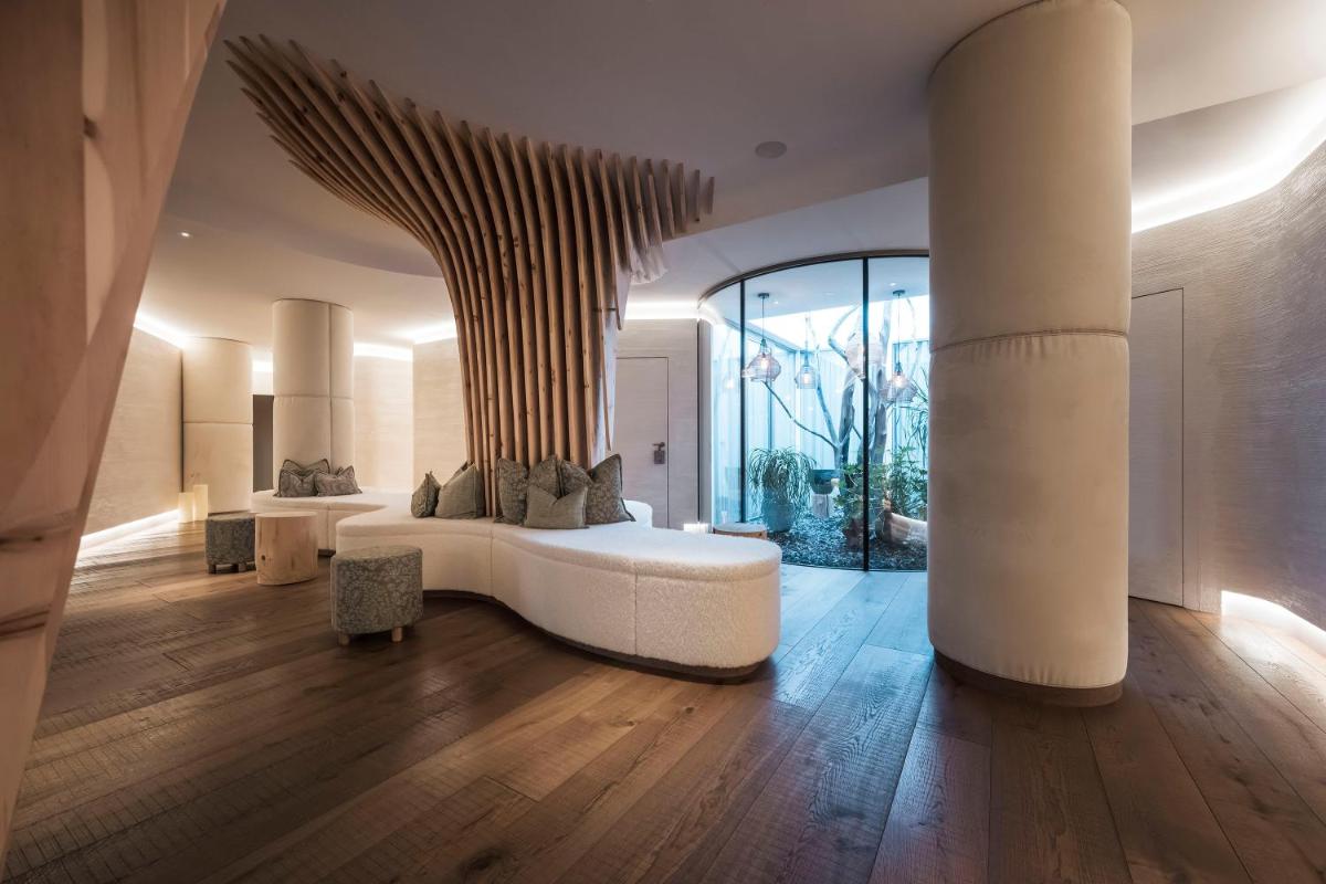 Hotel Fanes