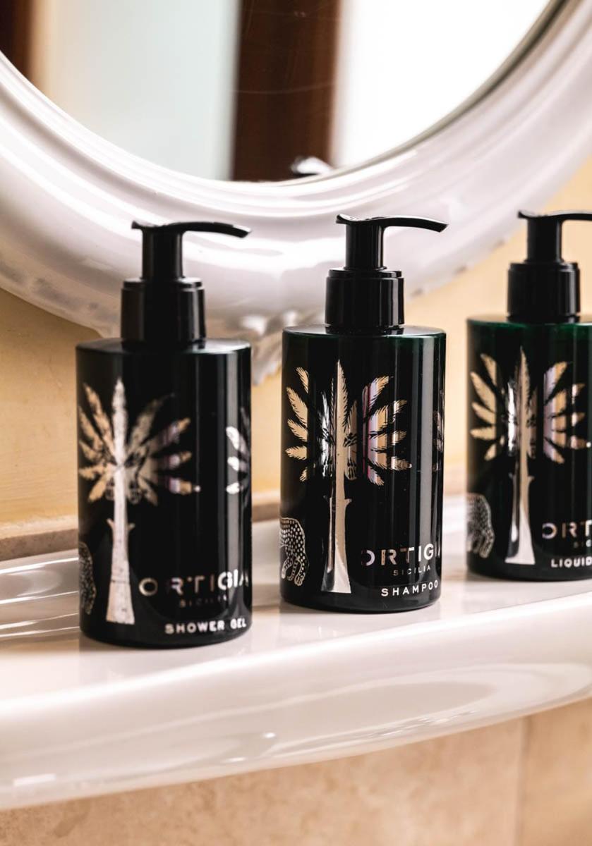 Hotel Flora - By Romanelli Family