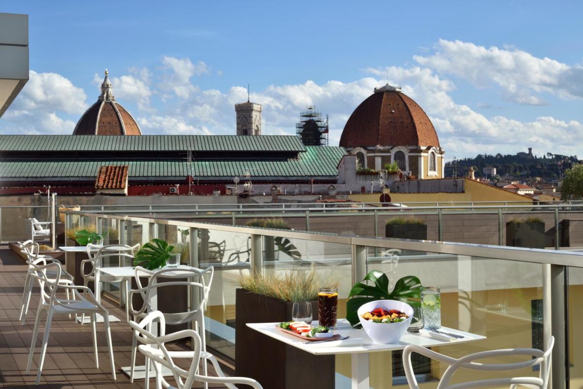 Hotel Glance In Florence