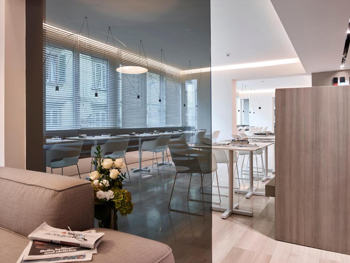 Hotel Glance In Florence