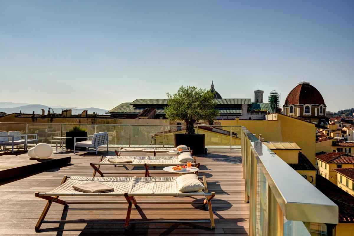 Hotel Glance In Florence