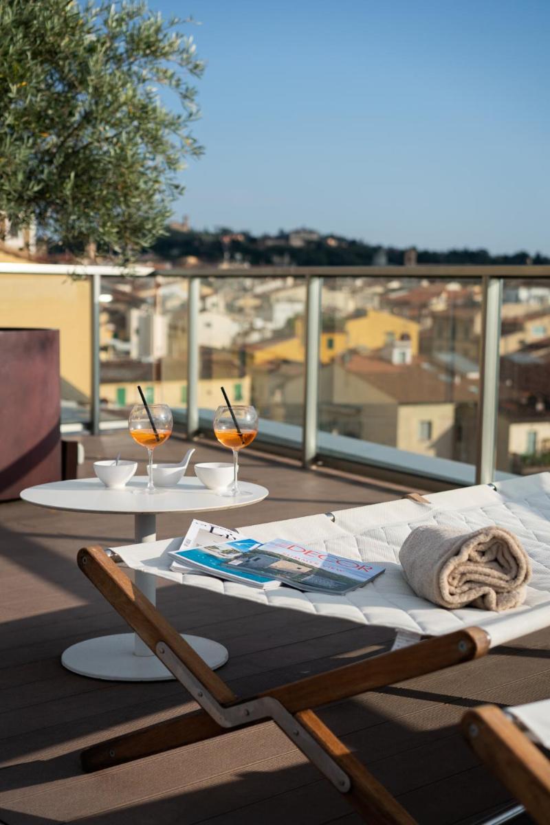 Hotel Glance In Florence