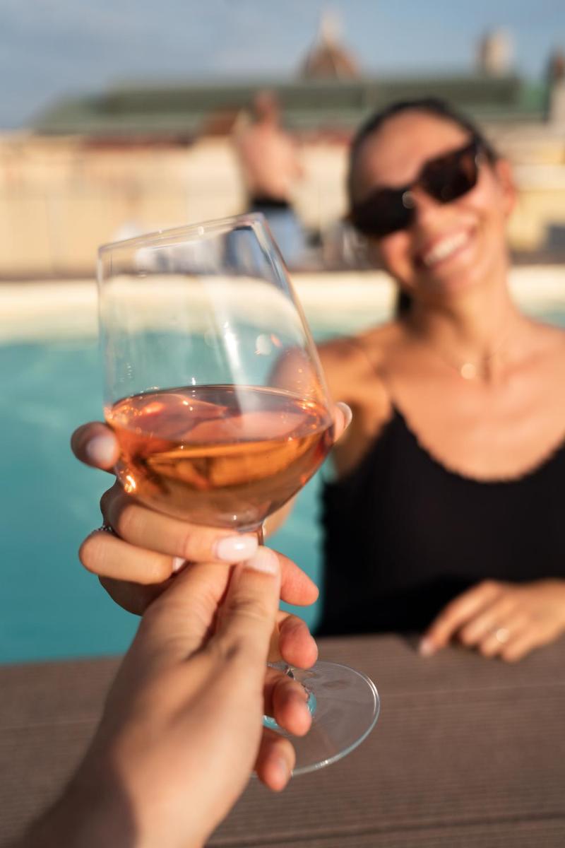 Hotel Glance In Florence