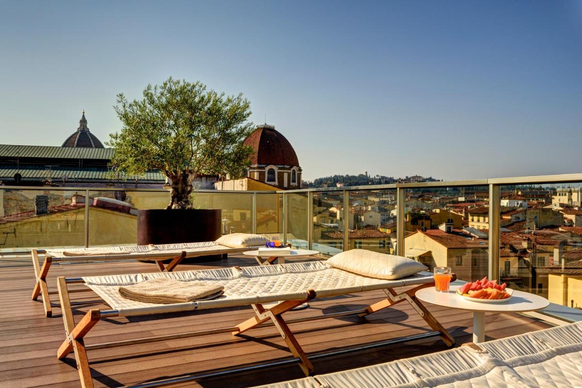 Hotel Glance In Florence