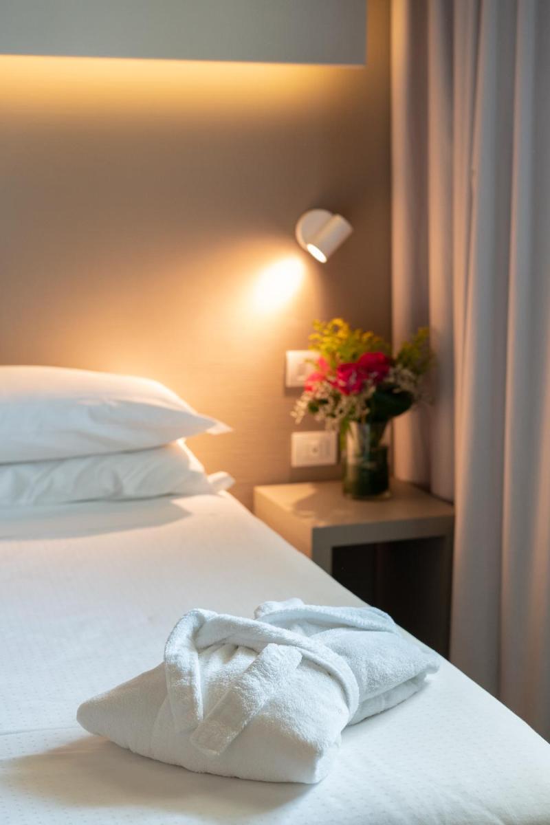 Hotel Glance In Florence