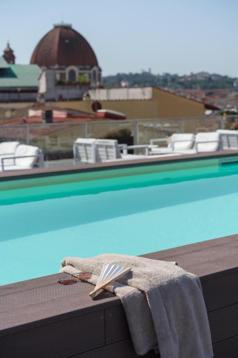 Hotel Glance In Florence