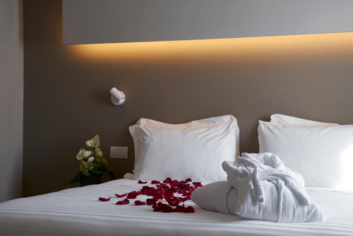Hotel Glance In Florence