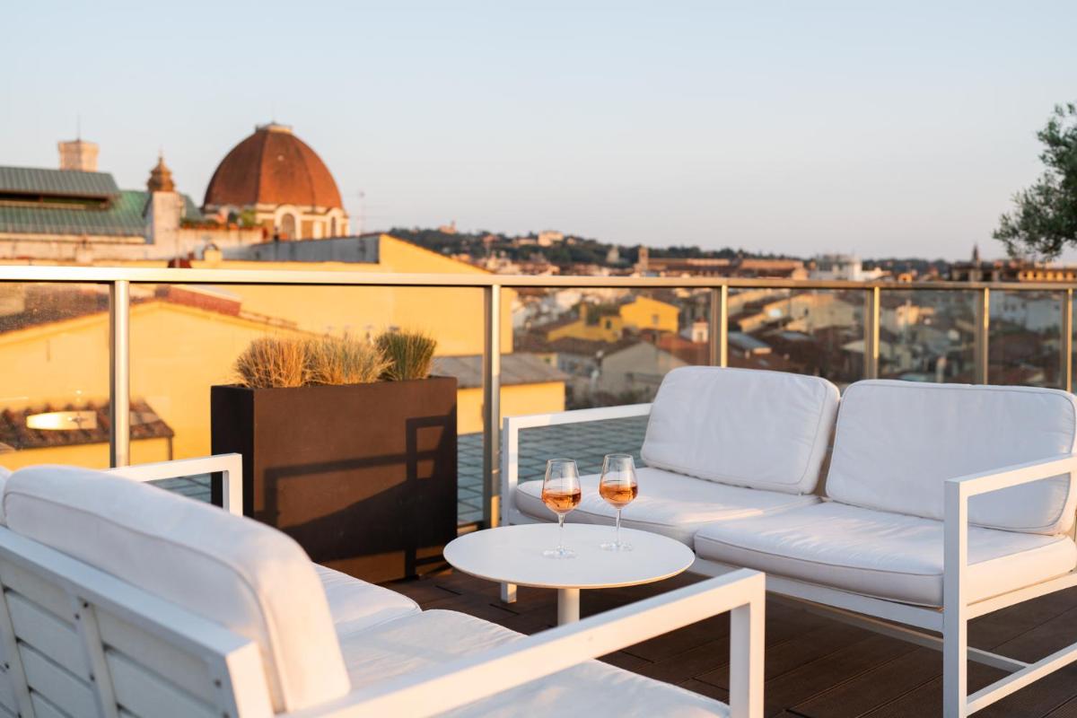 Hotel Glance In Florence