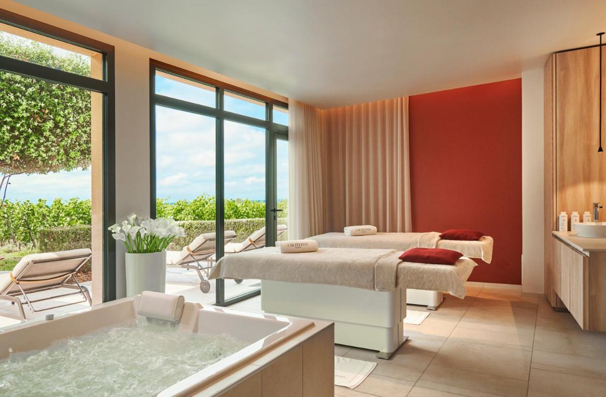 Château Hôtel Grand Barrail