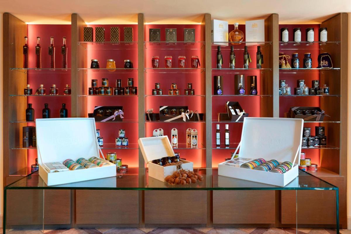 Hotel Grande Bretagne, a Luxury Collection Hotel, Athens