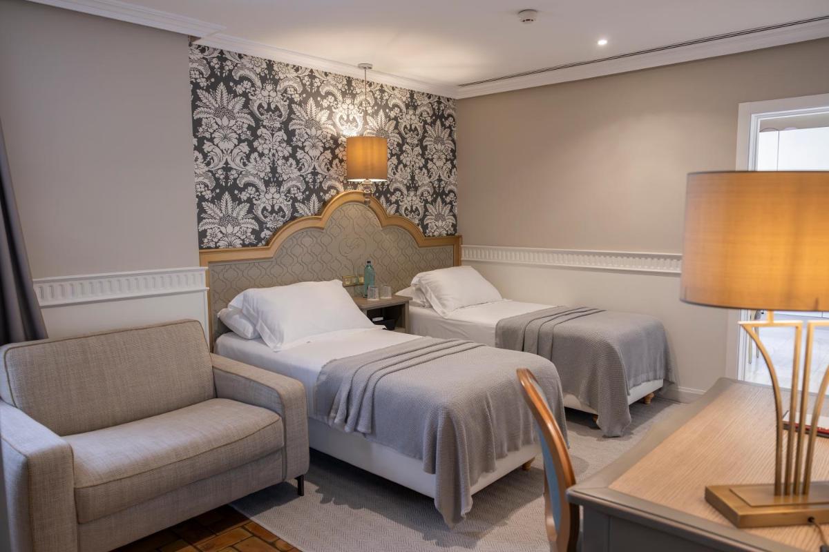 Hotel Gravina 51