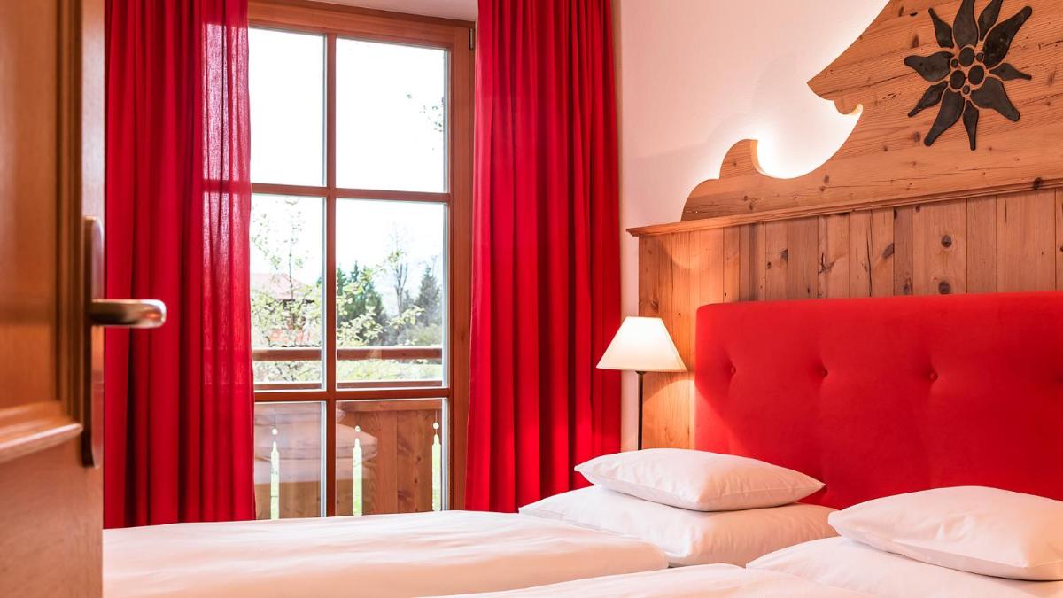 Relais & Châteaux Gut Steinbach Hotel Chalets SPA