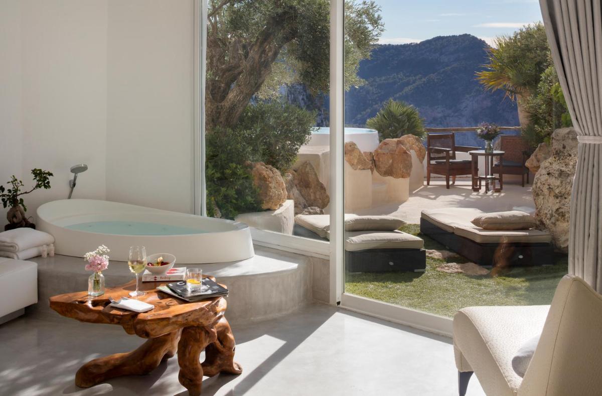 Hacienda Na Xamena, Ibiza