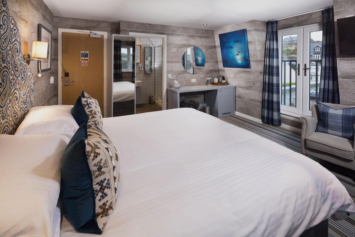 Hotel Hebrides