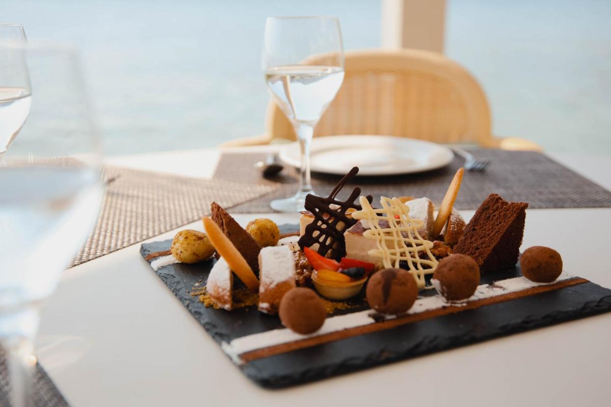 Hotel Illa d'Or & Club Apts 4* Sup