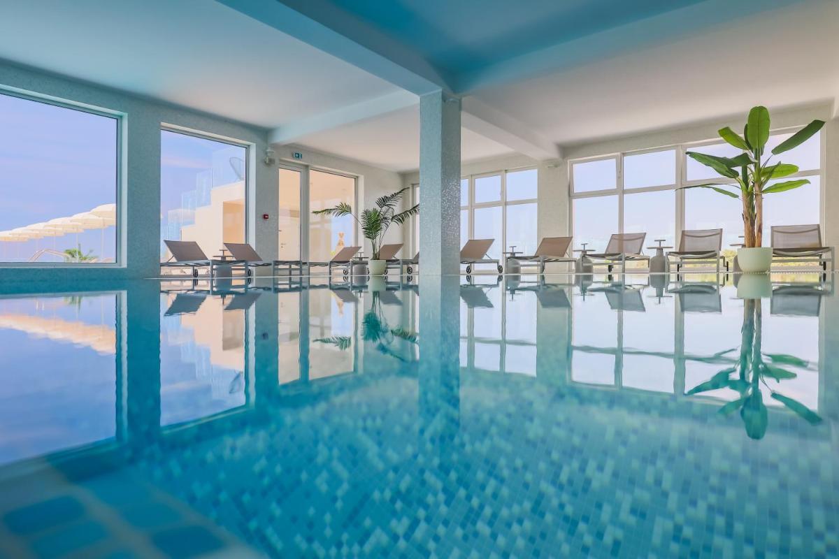 Hotel In Excelsis