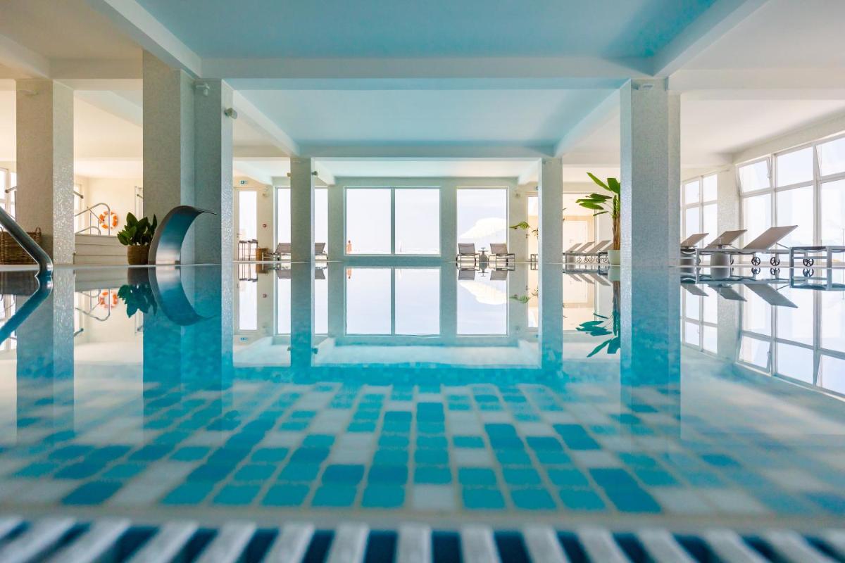Hotel In Excelsis