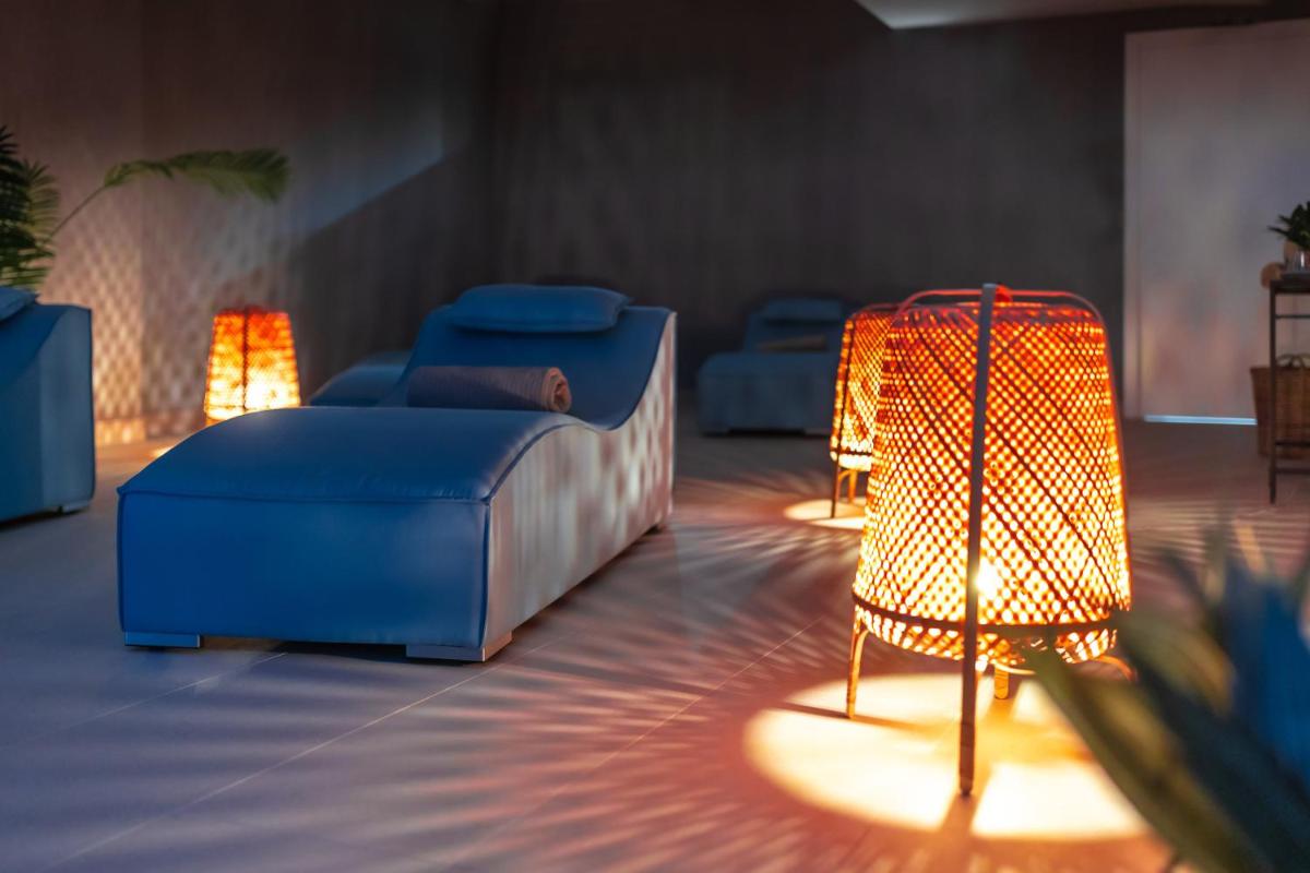 Hotel In Excelsis