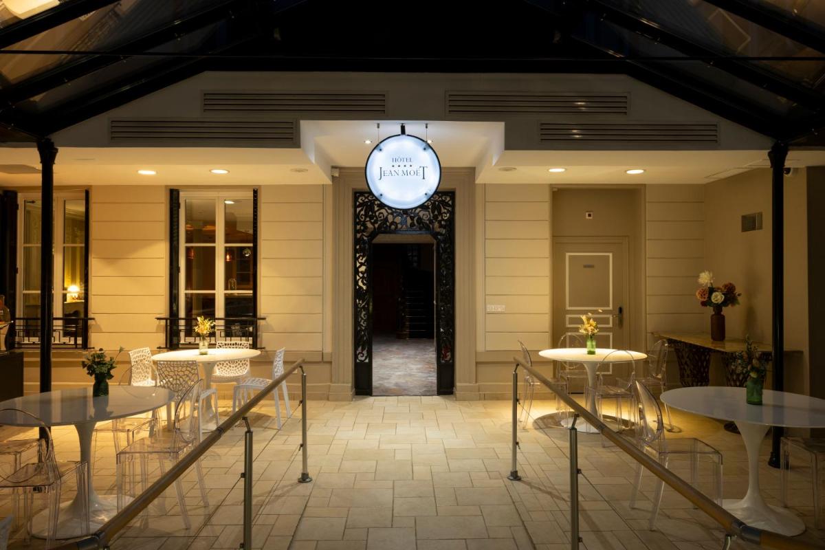 Hotel Jean Moët
