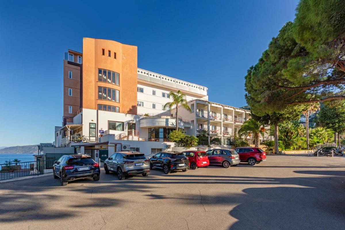 Hotel Kalura